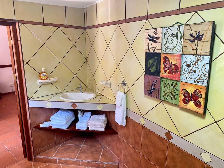 3-Bedroom Villa With A Jacuzzi นอร์ท ภายนอก รูปภาพ