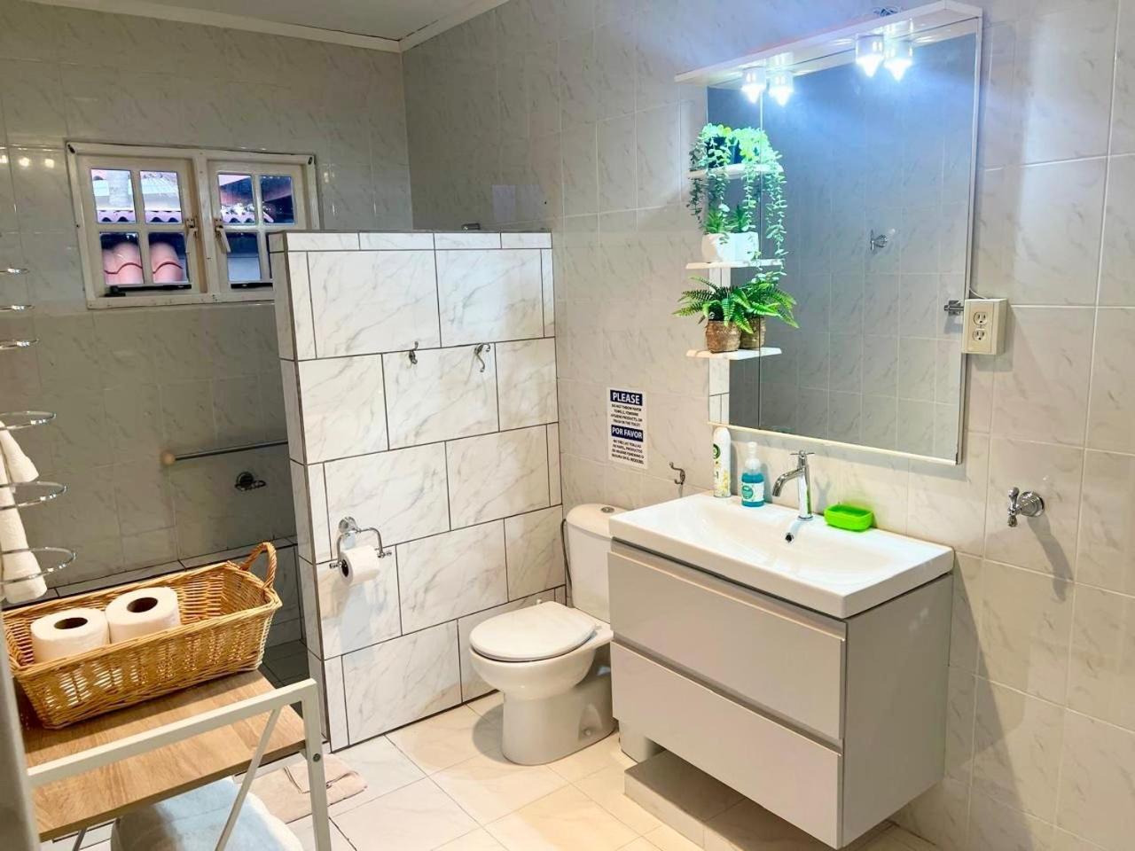 3-Bedroom Villa With A Jacuzzi นอร์ท ภายนอก รูปภาพ